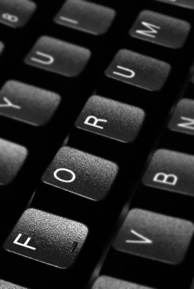 iStock 000001864693XSmall Engaging with Fan Forums on the Web